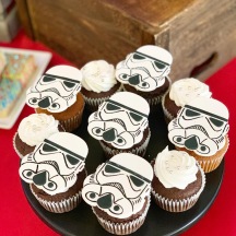 Storm-Tropper-Cupcakes